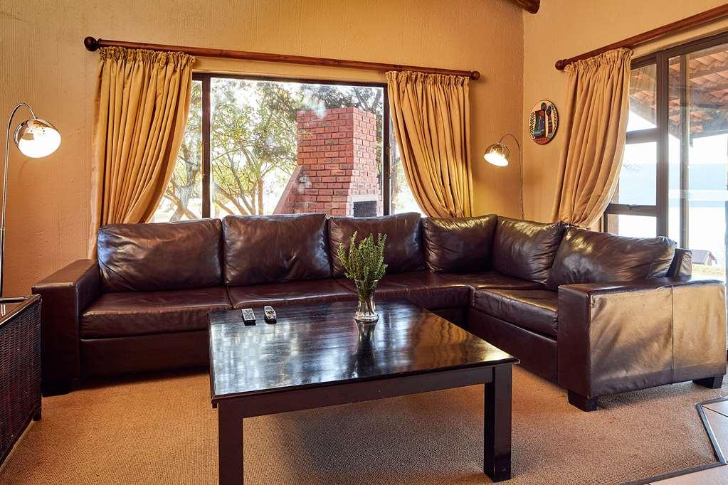 First Group Qwantani Hotel Harrismith ห้อง รูปภาพ
