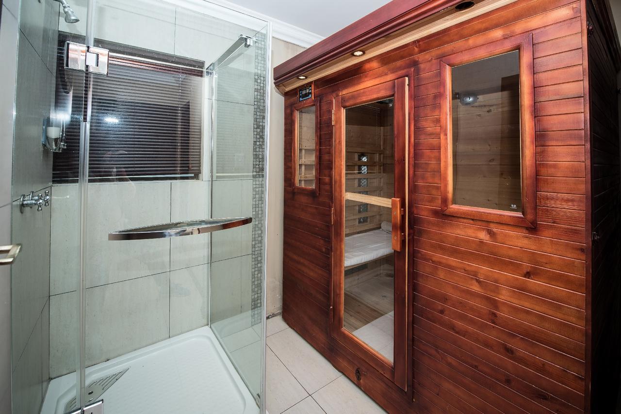 First Group Qwantani Hotel Harrismith ภายนอก รูปภาพ