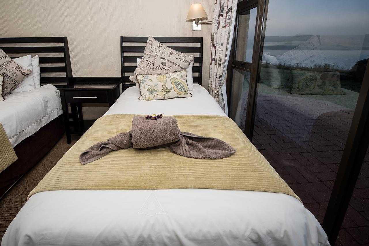 First Group Qwantani Hotel Harrismith ภายนอก รูปภาพ