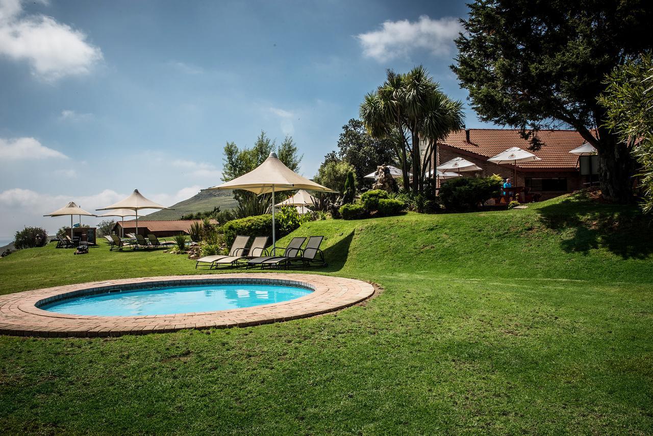 First Group Qwantani Hotel Harrismith ภายนอก รูปภาพ