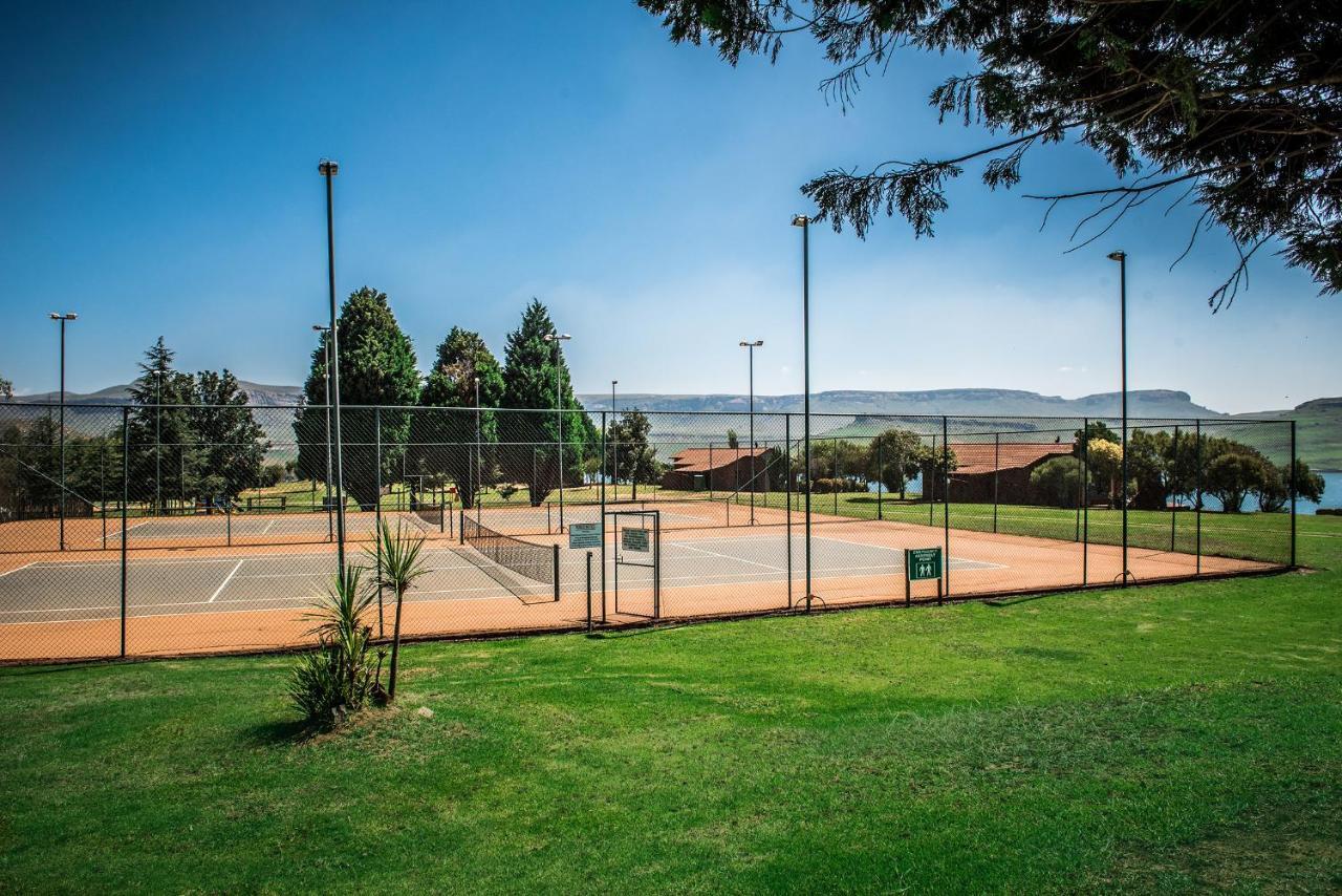 First Group Qwantani Hotel Harrismith ภายนอก รูปภาพ