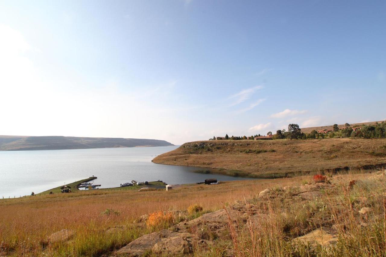First Group Qwantani Hotel Harrismith ภายนอก รูปภาพ